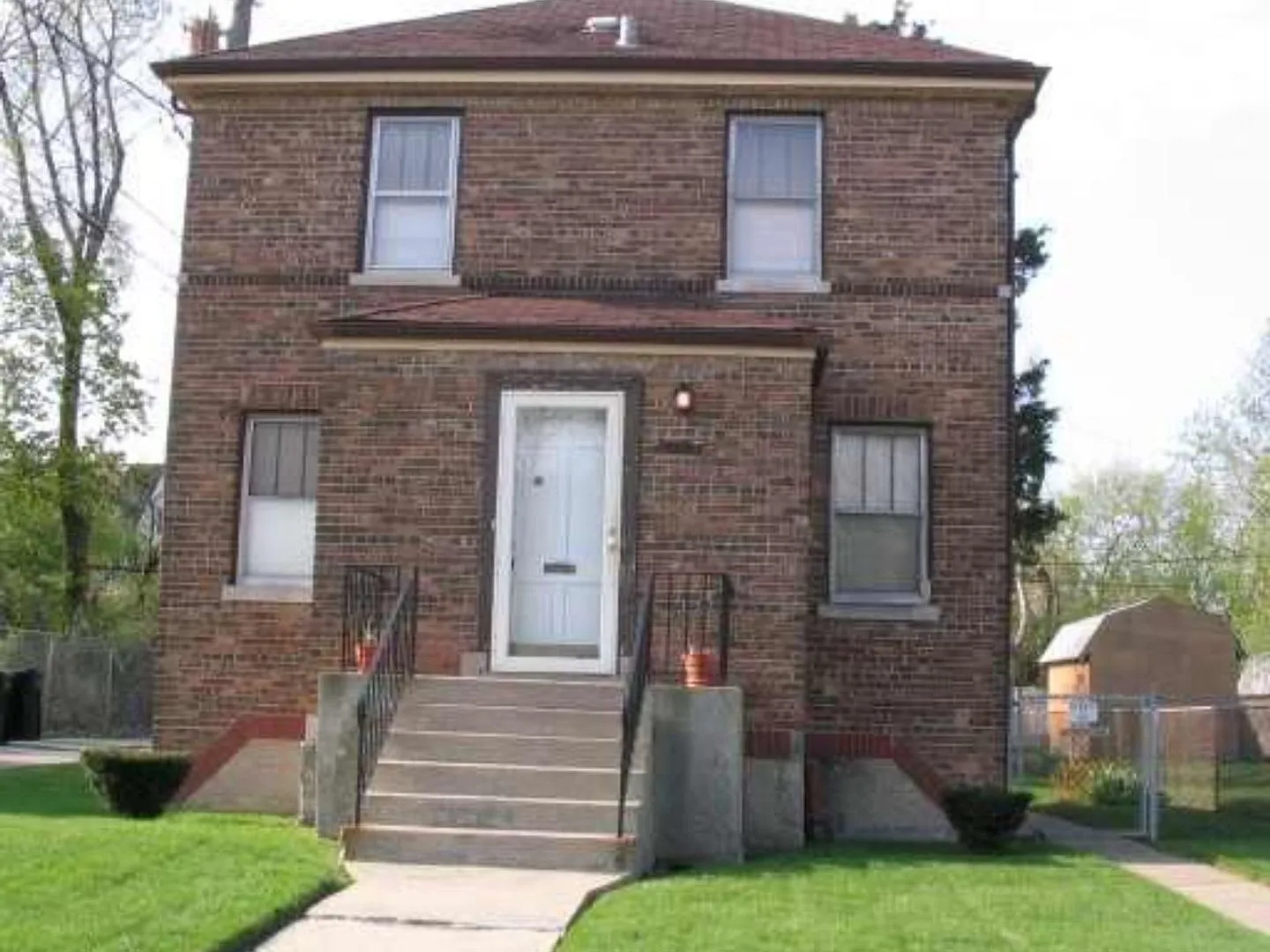 2515 W 82nd St photo 1