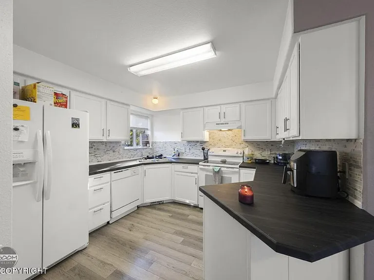 541 San Juan Cir #A — Photo 3