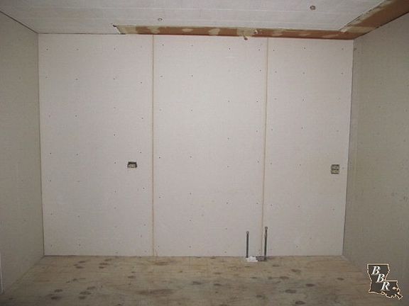 5th image of 18770 W Main St