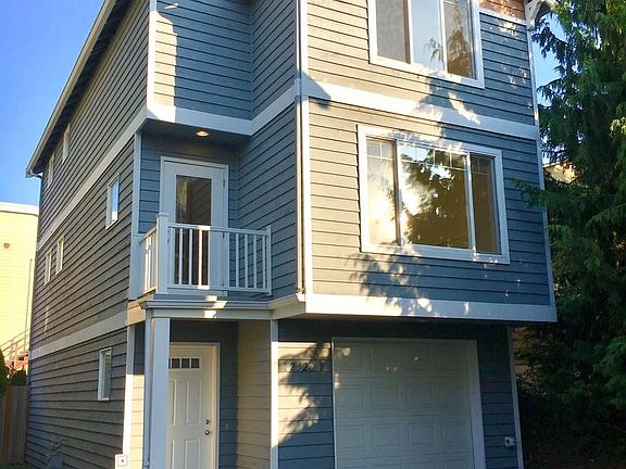 2nd image of 12326B 14th Ave NE