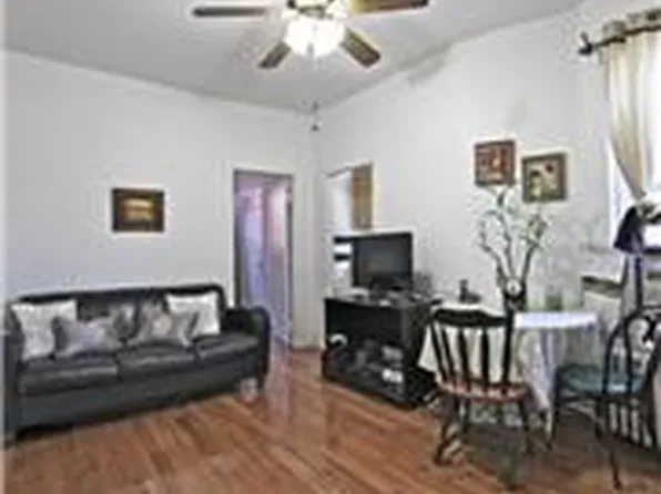 175 Rivington Street image 1 of 7