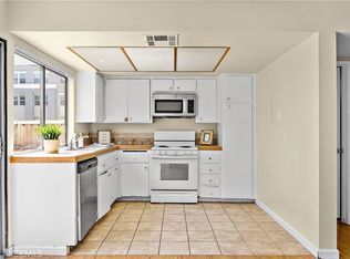 1386 3rd St, Duarte, CA 91010