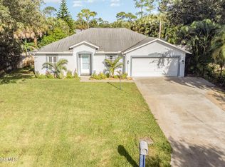 561 Carnival Ter, Sebastian, FL 32958