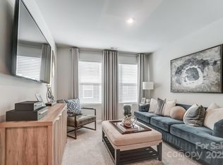 320 Laura Elizabeth Ln, Clover, SC 29710