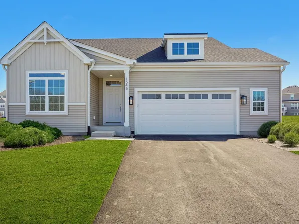 1545 North Stone Ridge DRIVE, Lake Geneva, WI 53147