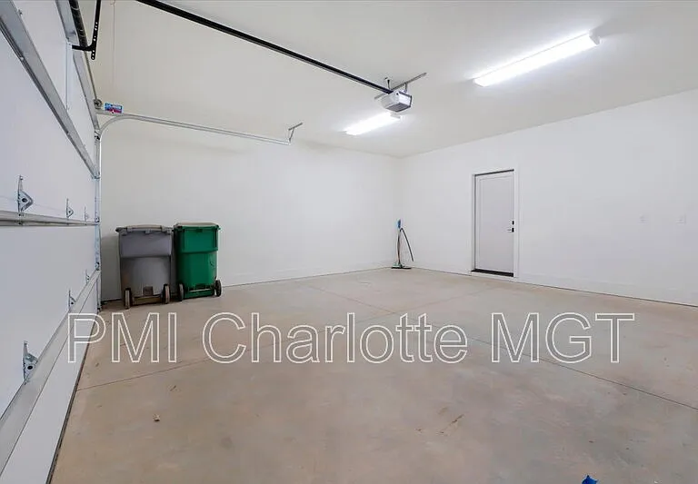 428 Dover Ave — Photo 13
