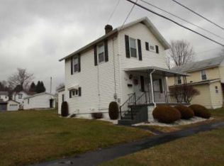 240 Broadway St, Reynoldsville, PA 15851