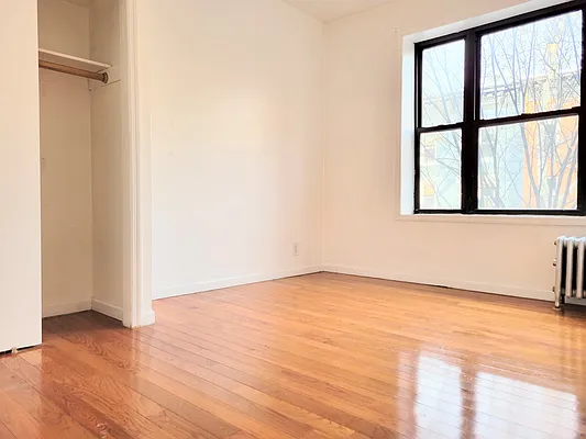 Rented by Virtual Real Estate | media 12