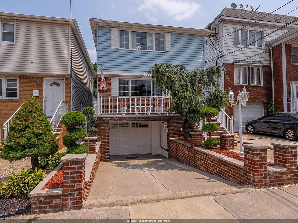 1st image of 378 Cator Ave