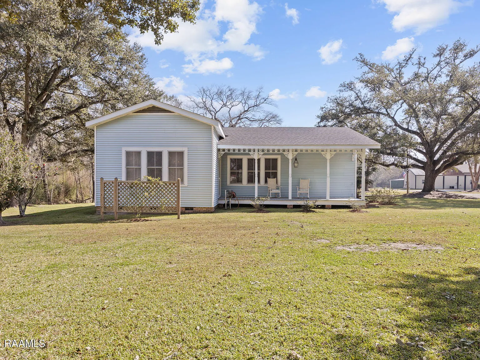 3 bed, 2681 sqft, $2,500 — Photo 2