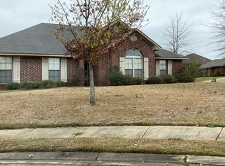 500 Spring Hill Pl, Brandon, MS 39047