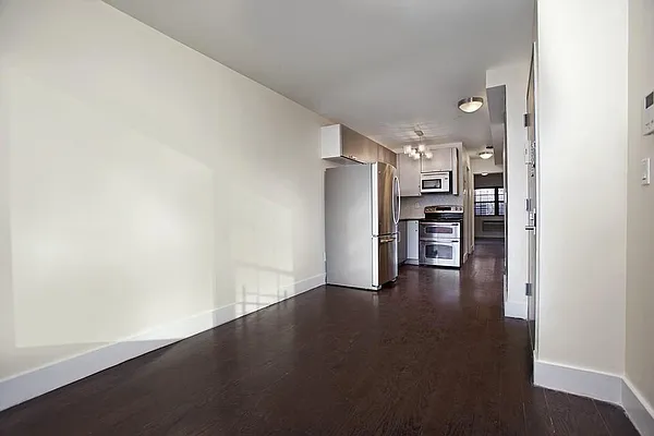 Sold by Iconik | media 2