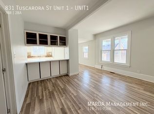 831 Tuscarora St UNIT 1, Windsor, ON N9A3M9