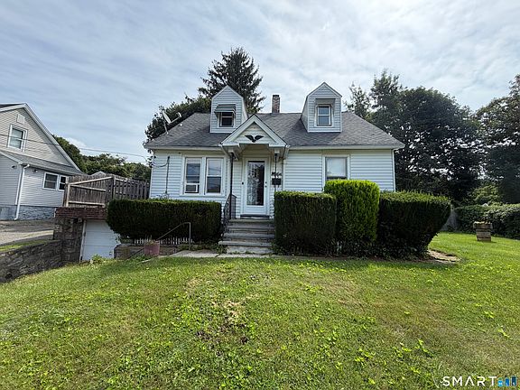 2nd image of 33 Amherst Street