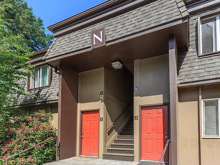 Fairwood Apartments — Photo 12
