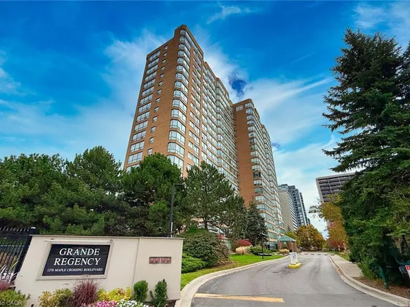 1276 Maple Crossing Blvd #111, Burlington, ON L7S 2J9