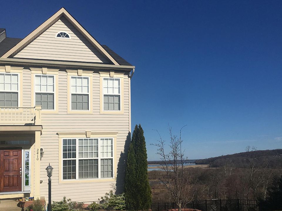 1st image of 2410 Battery Hill Cir