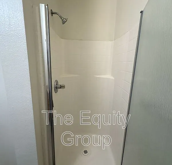 2423 W Sunnyside Ave — Photo 14