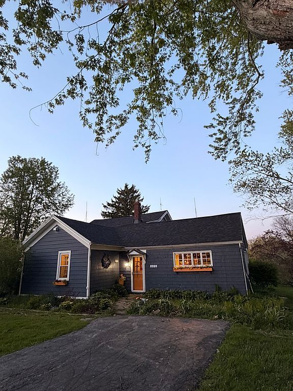 3873 Eckhardt Rd - Property Image