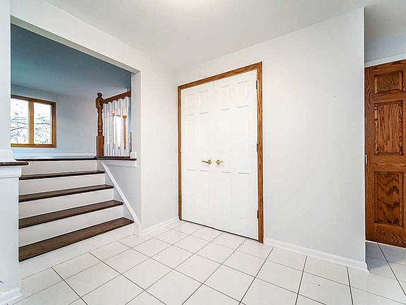 5th image of 10720 S Kilbourn Ave