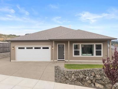 816 Pebble Creek St, Sutherlin, OR, 97479