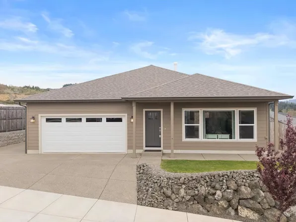 816 Pebble Creek St, Sutherlin, OR 97479