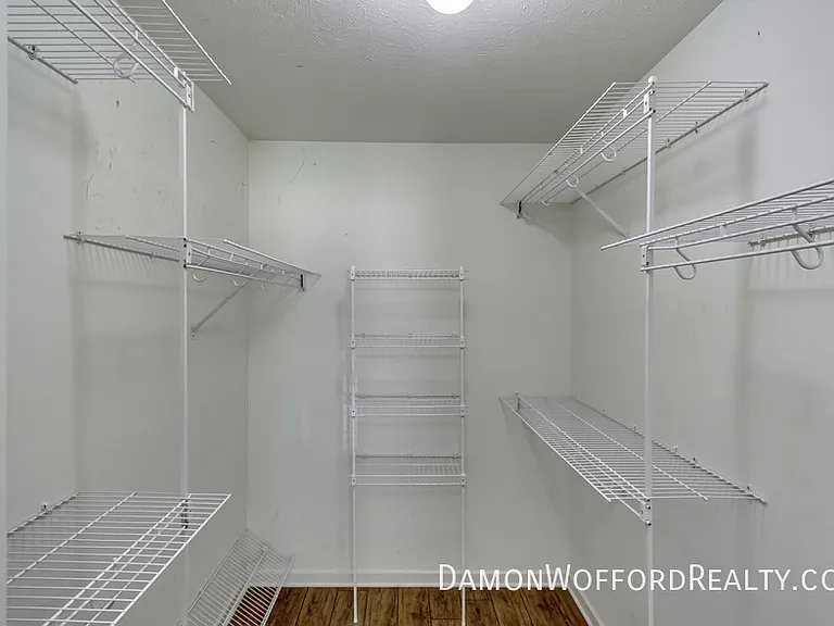 131 Hunters Row — Photo 46