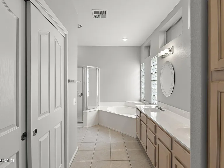 15704 W Sentinel Dr — Photo 11