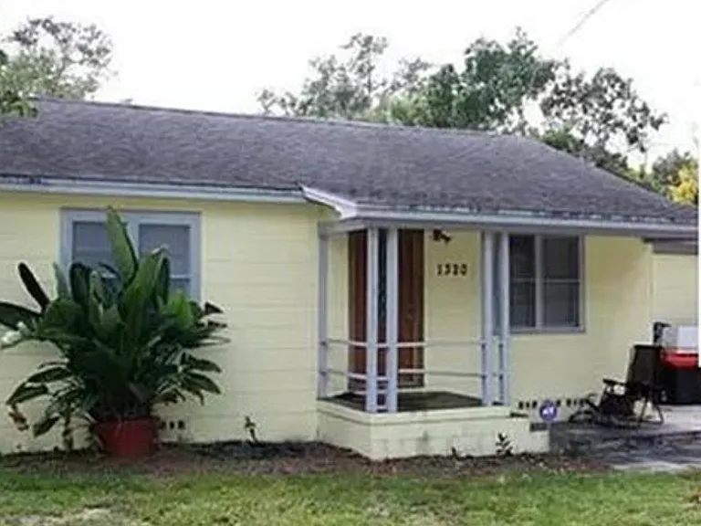 1320 Nebraska Ave — Photo 1