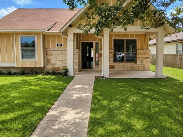 1019 Powell St, Kyle, TX 78640