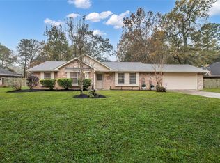 2610 Mockingbird Ln, New Caney, TX 77357