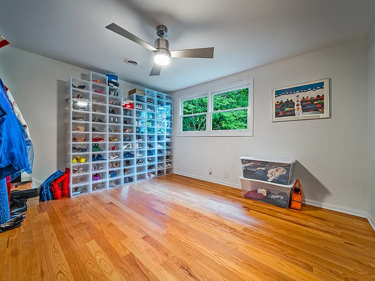 6616 Valley Dr — Photo 28