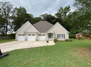 1138 Lasone Dr, Scottsboro, AL 35768