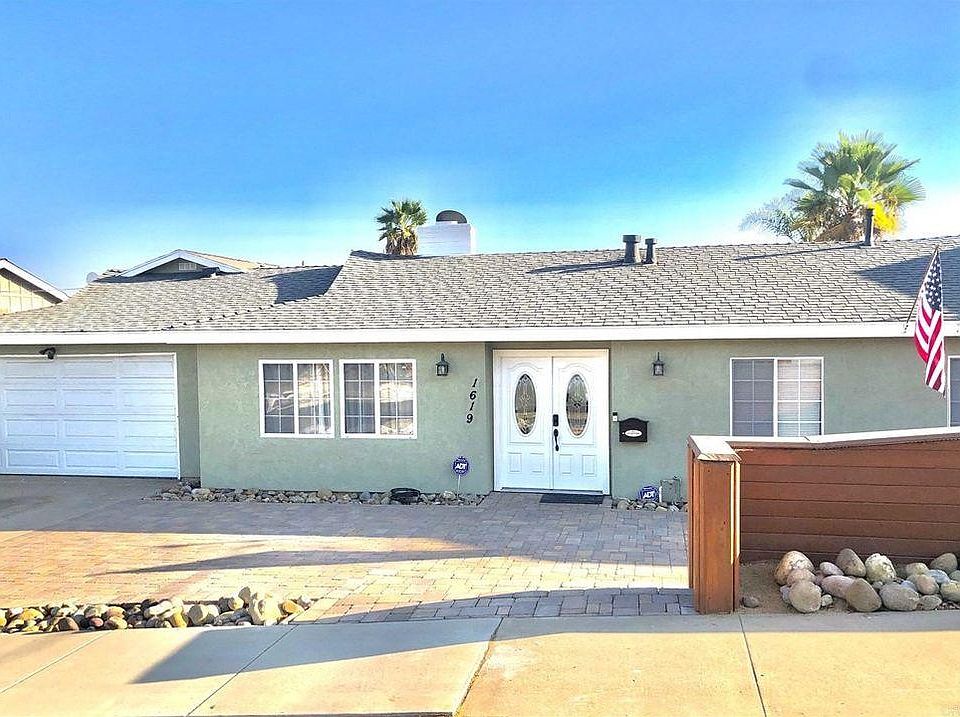1st image of 1619 Villa Crest Dr