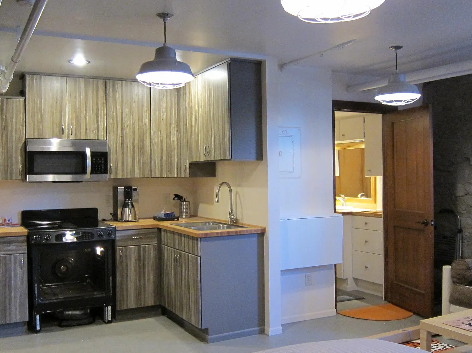 120 S 4th St W — Photo 3