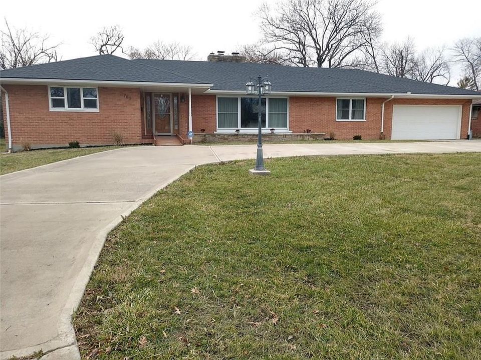 1st image of 3769 Wales Dr