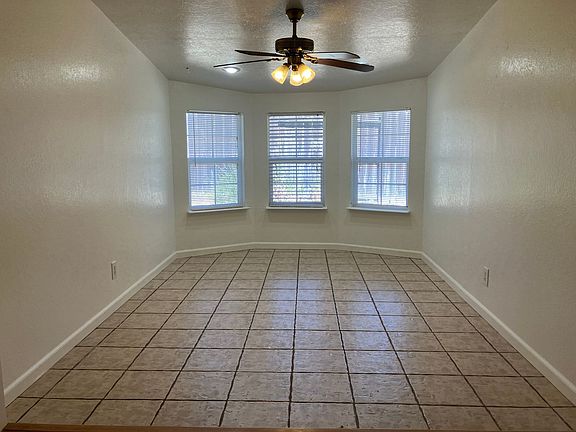 3rd image of 1704 Ellison Dr