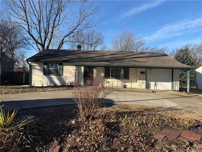 12901 E McCoy St, Independence, MO, 64055