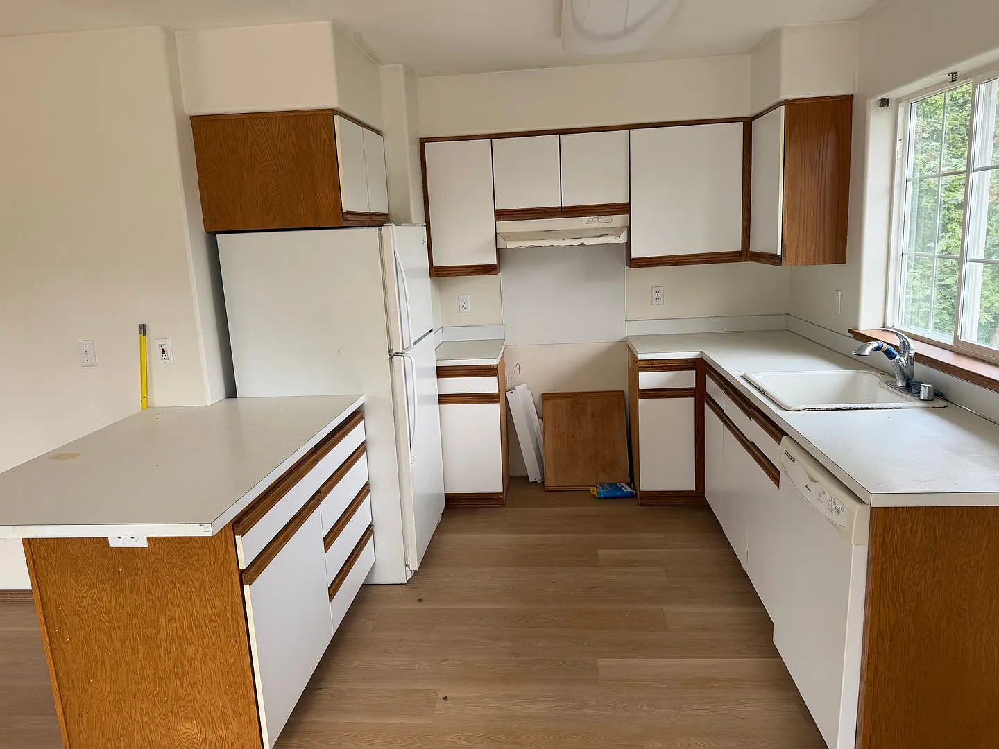 Holt - 6th Street - 3 units — Photo 3