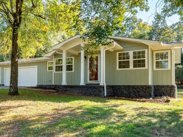 2 Pauls Ln, Conway, AR 72034