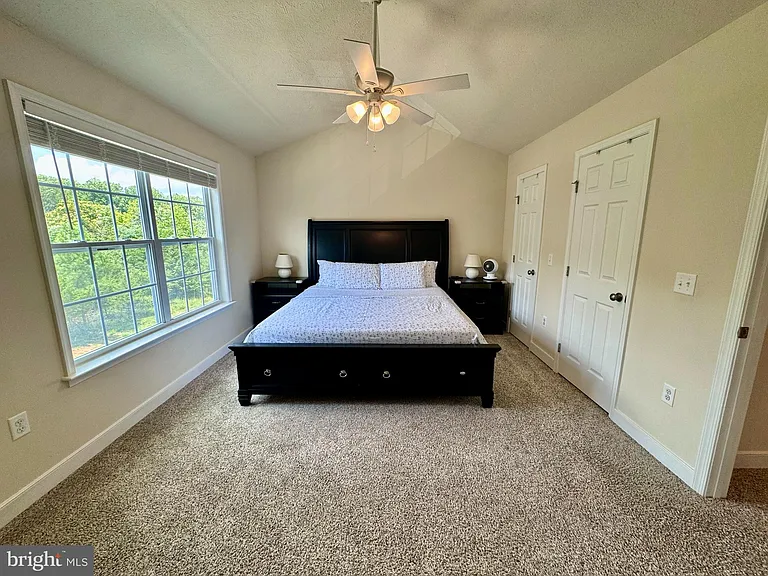 1008 Wicklow Dr — Photo 17
