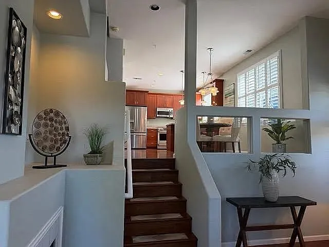 1720 Ocean St — Photo 14