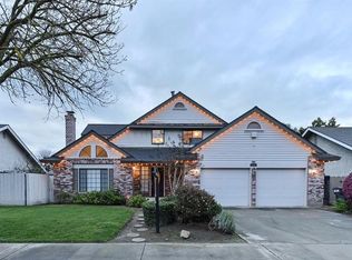 1906 Peacock Dr, Turlock, CA 95382