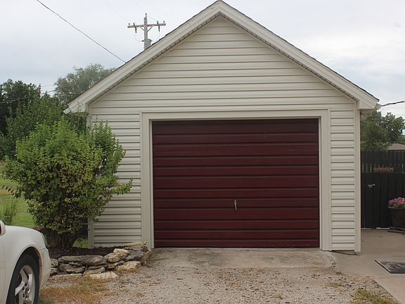 Single Detached Garage