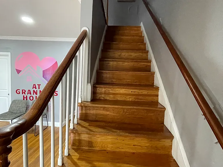 3706 Howard Park Ave — Photo 3