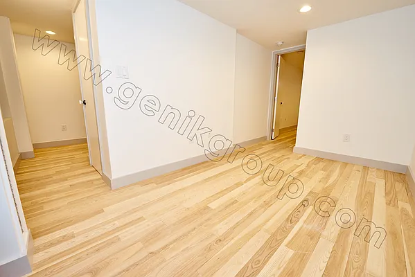 Rented by Genik Group Corp | media 27