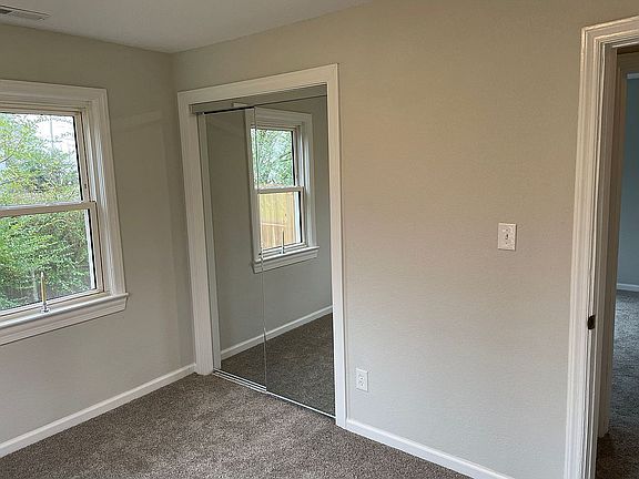 4th image of 4808 S Oliver Dr