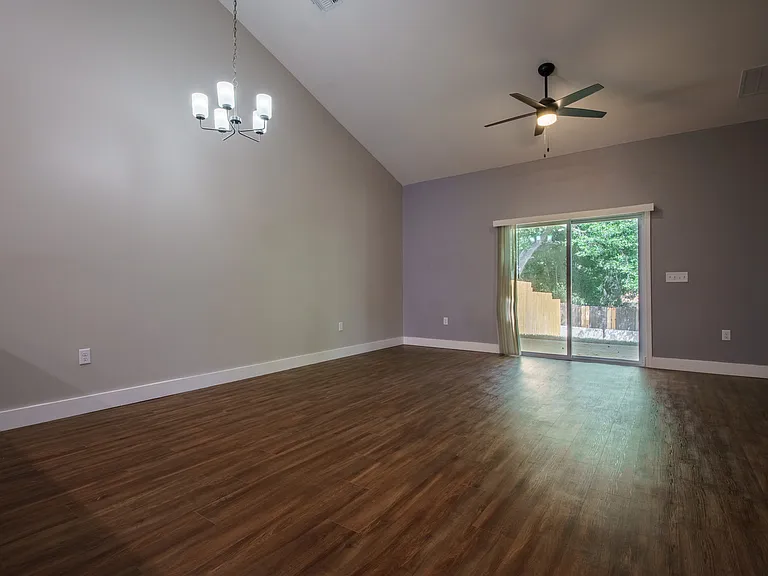 210 Parrotte Ct — Photo 52