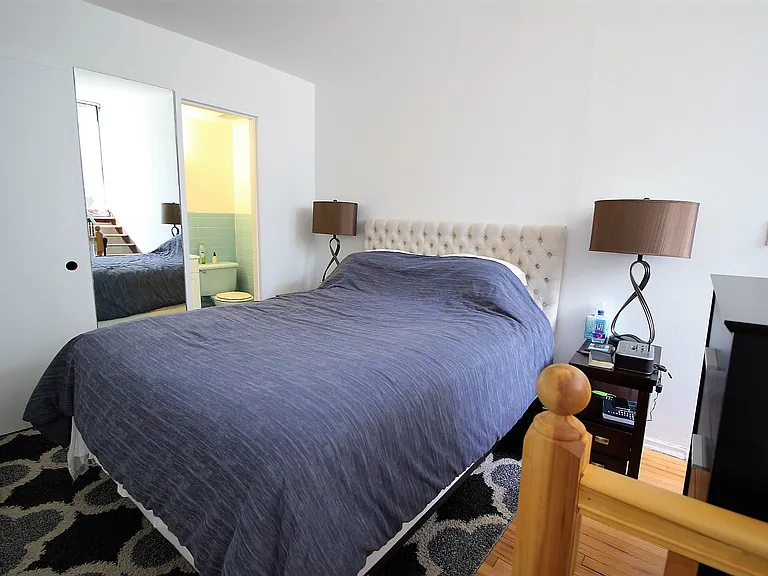 319 E 53rd St #6B — Photo 6