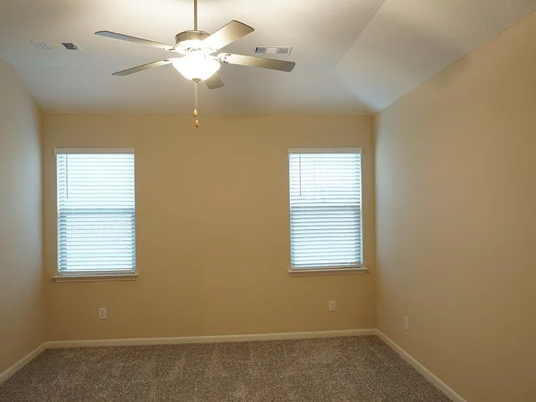 1823 Dahlia Way — Photo 21